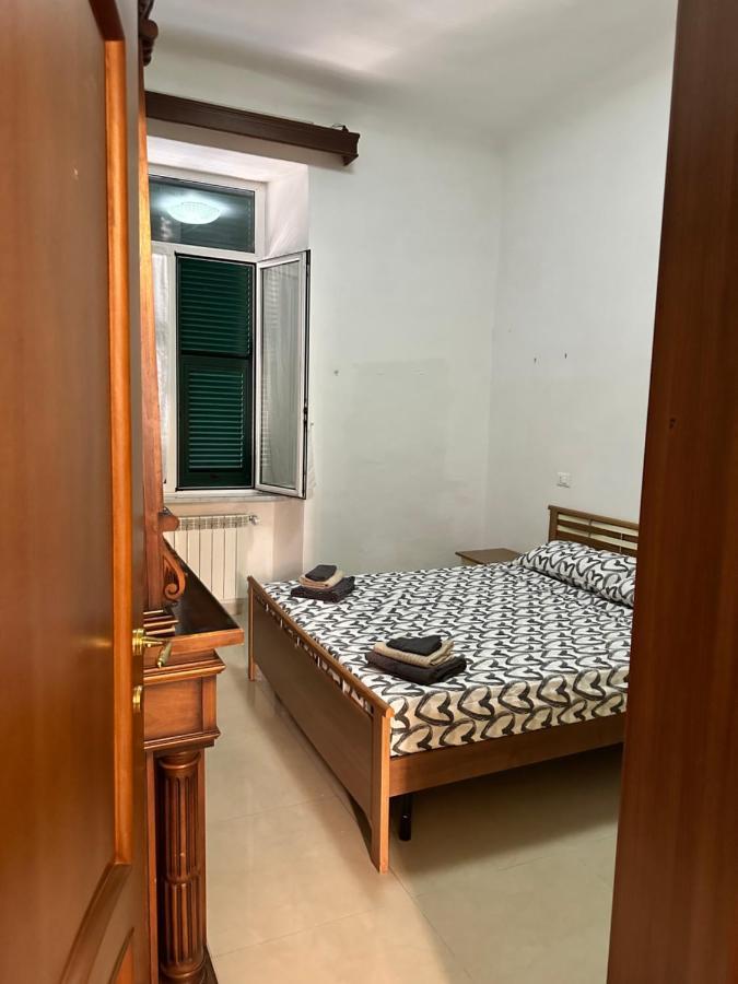 Alloggio In Centro Ben Servito Savona Buitenkant foto