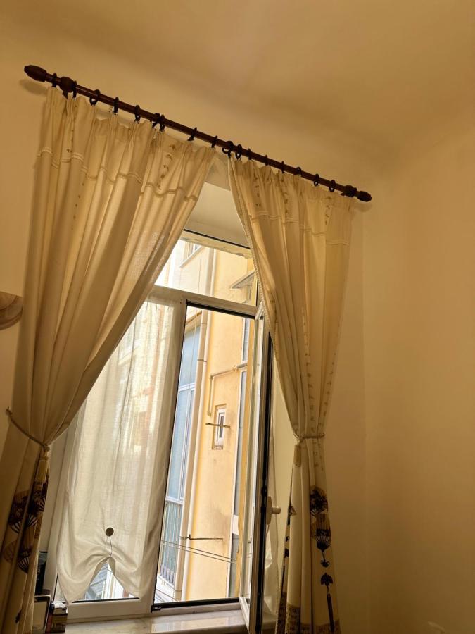 Alloggio In Centro Ben Servito Savona Buitenkant foto